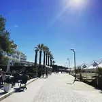 Golem Premium Beach Apartments *
