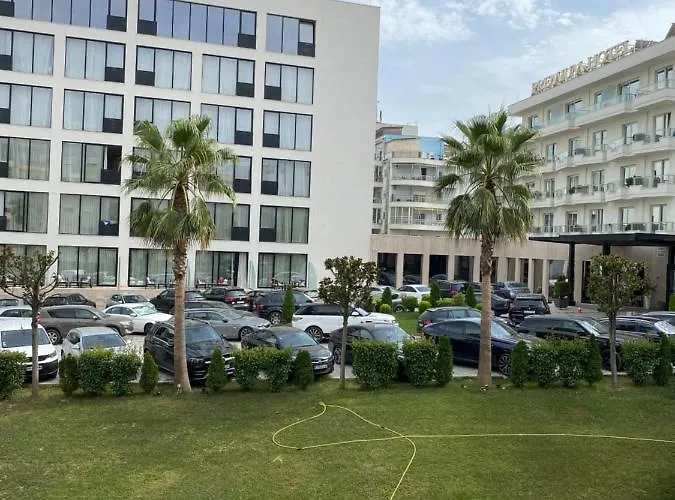 Golem Premium Beach Apartments 公寓